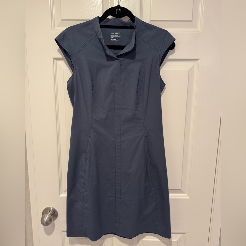 Arc'teryx Women's Slate Midi Cala Dress